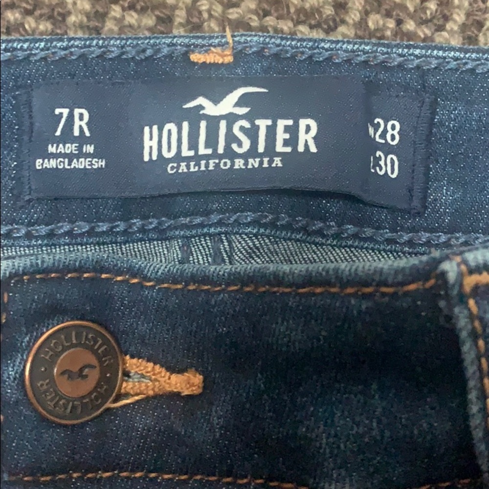 Ripped hollister jeans. - Picture 2 of 4